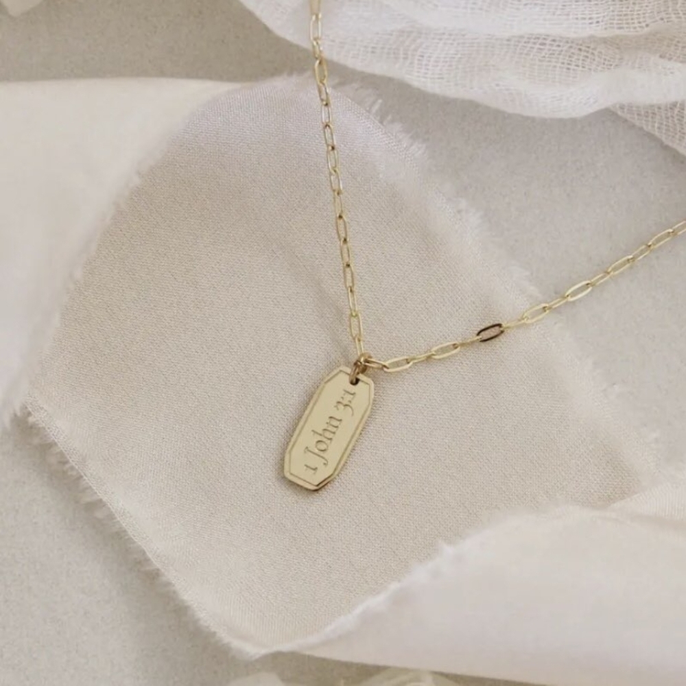 Daughter Necklace, 1 John 3:1​ - Picture 4 of 5